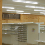 ドラッグストア店内